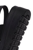 Woman Black Thick-Soled Sandal | Derimod
