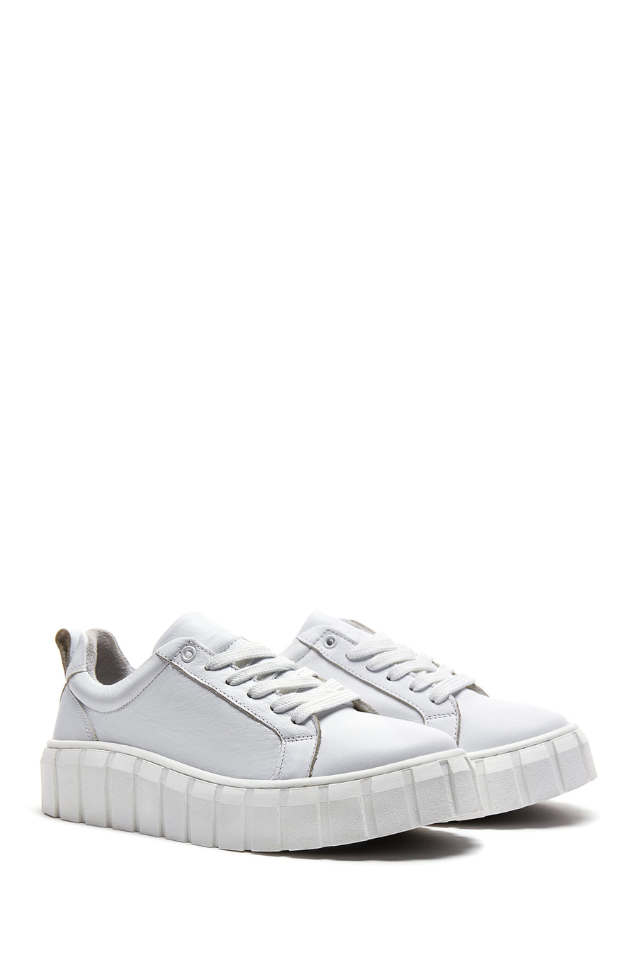 women leather sneakers
