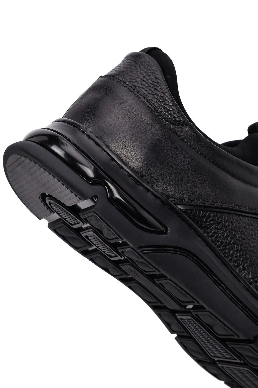 Male Black Lace-up Leather Casual Sneaker