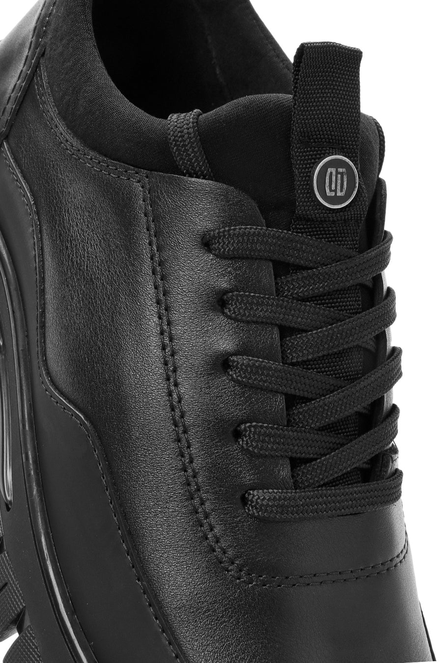 Men's Black Lace-up Leather Sneaker
