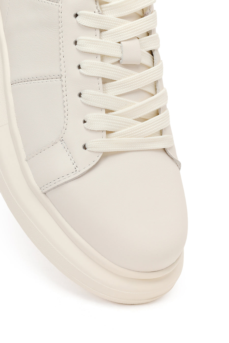 Erkek Beyaz Bağcıklı Kalın Tabanlı Deri Sneaker