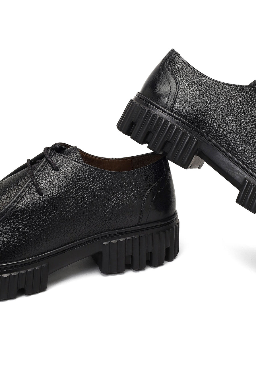 Men's Black Lace-Up Thick-Soled Leather Casual Shoe