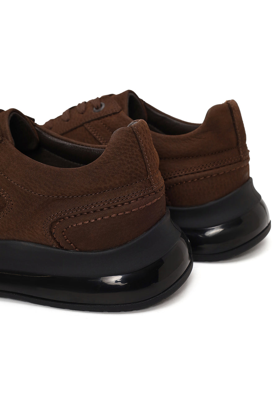 Erkek Kahverengi Bağcıklı Nubuk Deri Sneaker