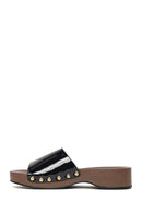 Woman Black Thick-Soled Patent Leather Slippers | Derimod
