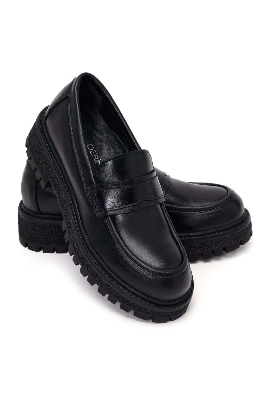 Woman Black Thick-Soled Leather Masculine Loafer