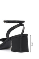 Woman Black Ankle-Buckle Chunky-Heel Leather Sandal | Derimod