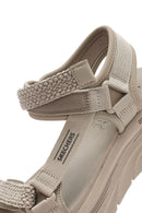Skechers Women's Beige D'lux Walker - Pretty Field Chunky Sole Sandal | Derimod
