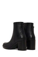 Woman Black Zip Closure Thick-Heeled Leather Boots | Derimod