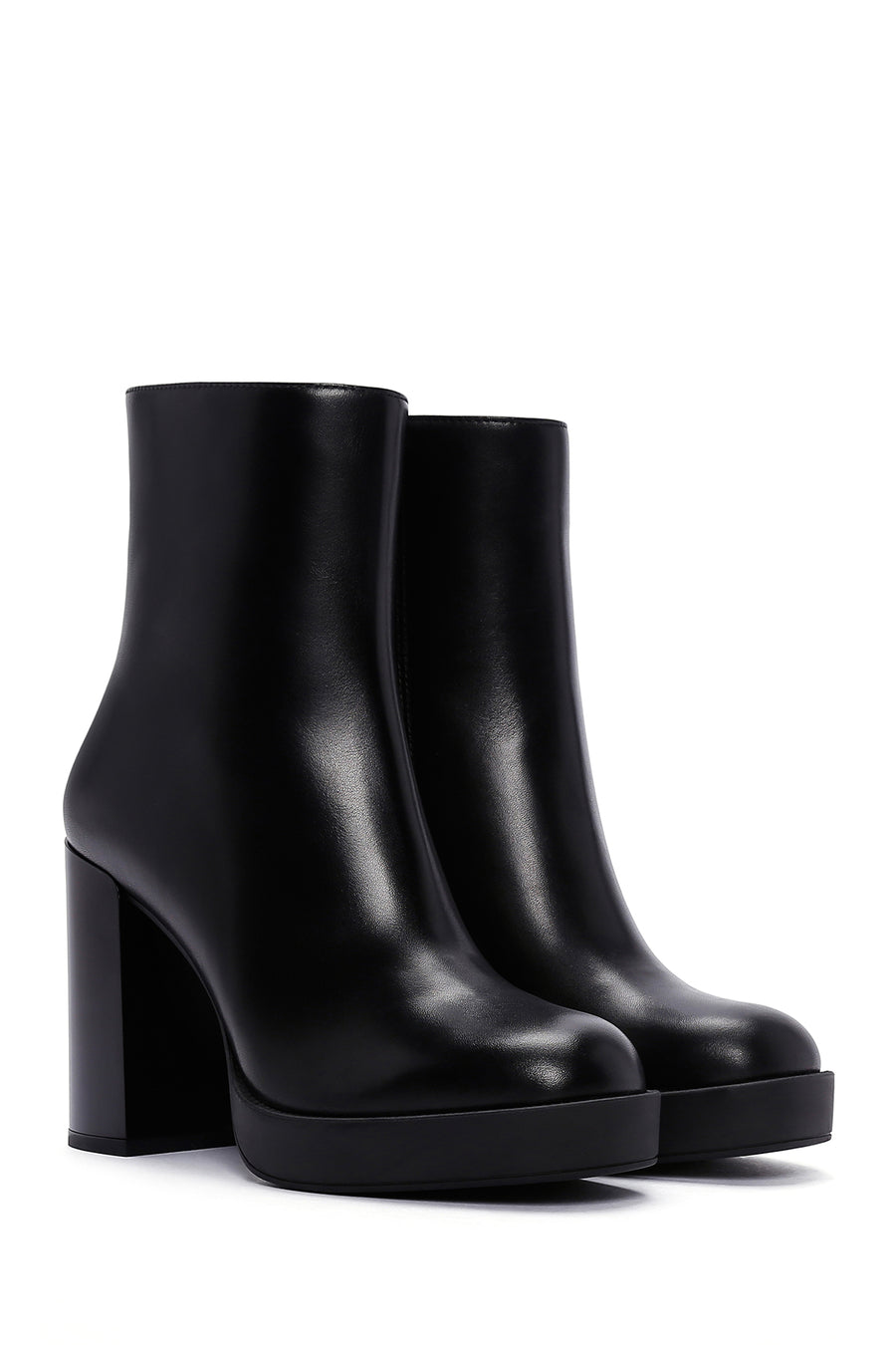 Women's Black Zippered Thick Heeled Leather Boots