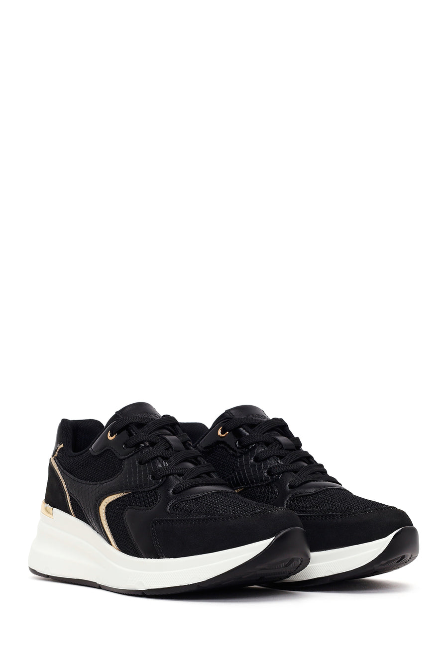 Woman Black Lace-Up Wedge Sneaker