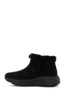 Skechers Women's Black Max Cushioning Suede Leather Thick Soled Casual Boots | Derimod