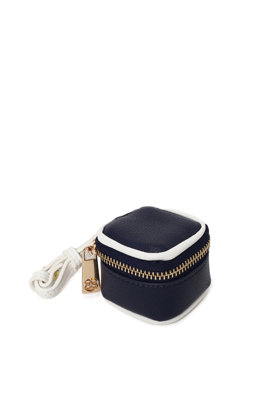 Woman White Long-Strap Shoulder Bag