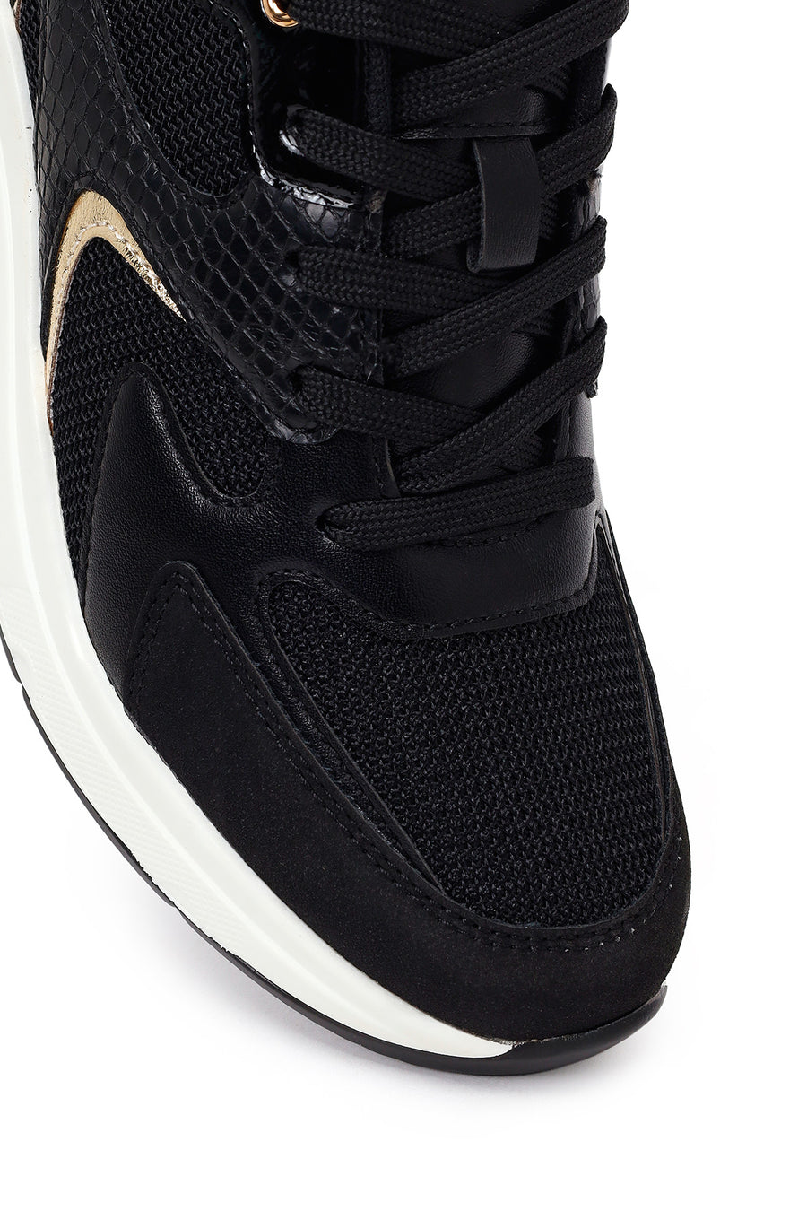 Woman Black Lace-Up Wedge Sneaker