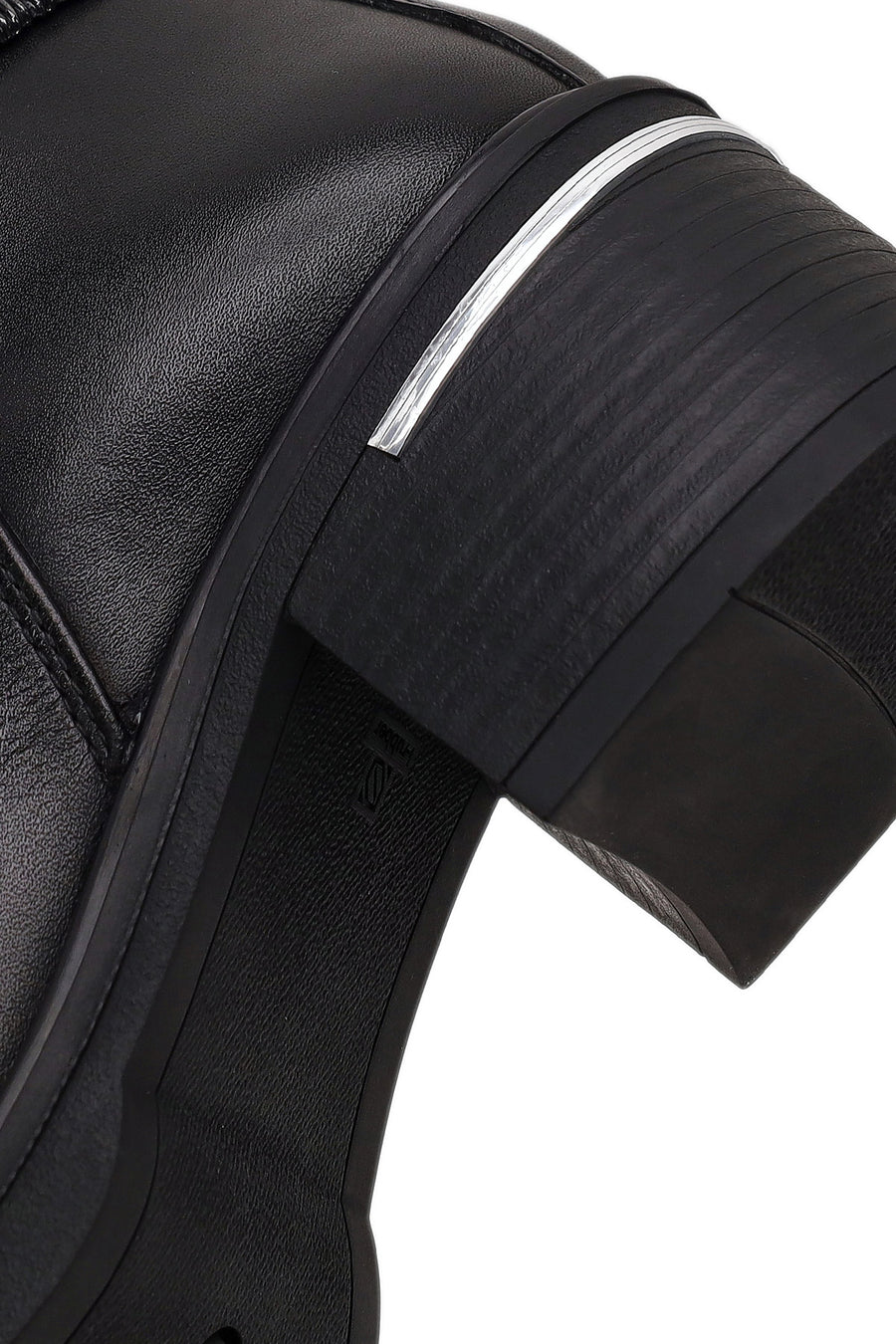 Woman Black Zip Closure Chunky-heeled Leather Boots