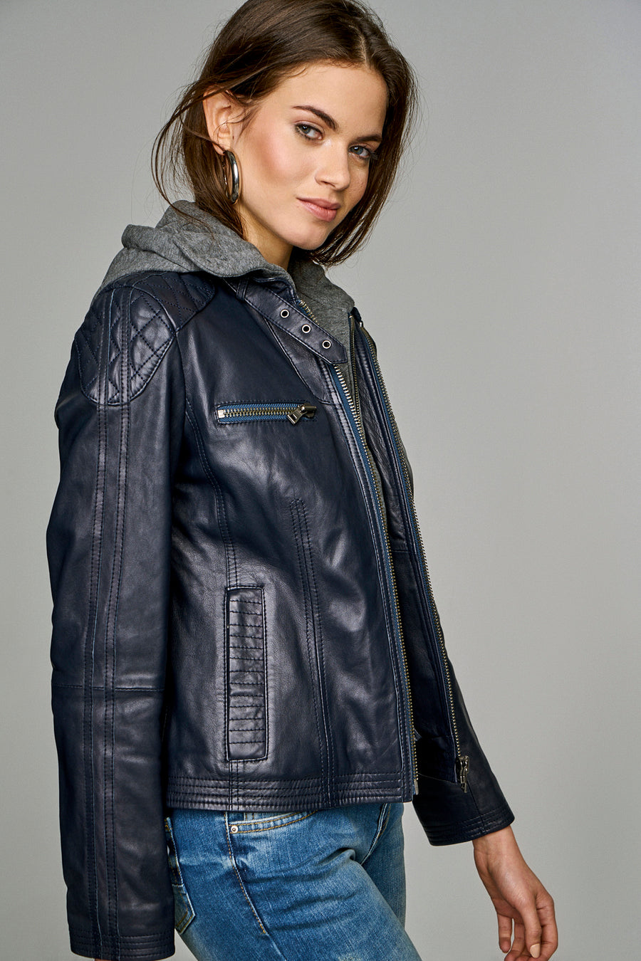 WEEKEND WOMEN'S LEATHER JACKET