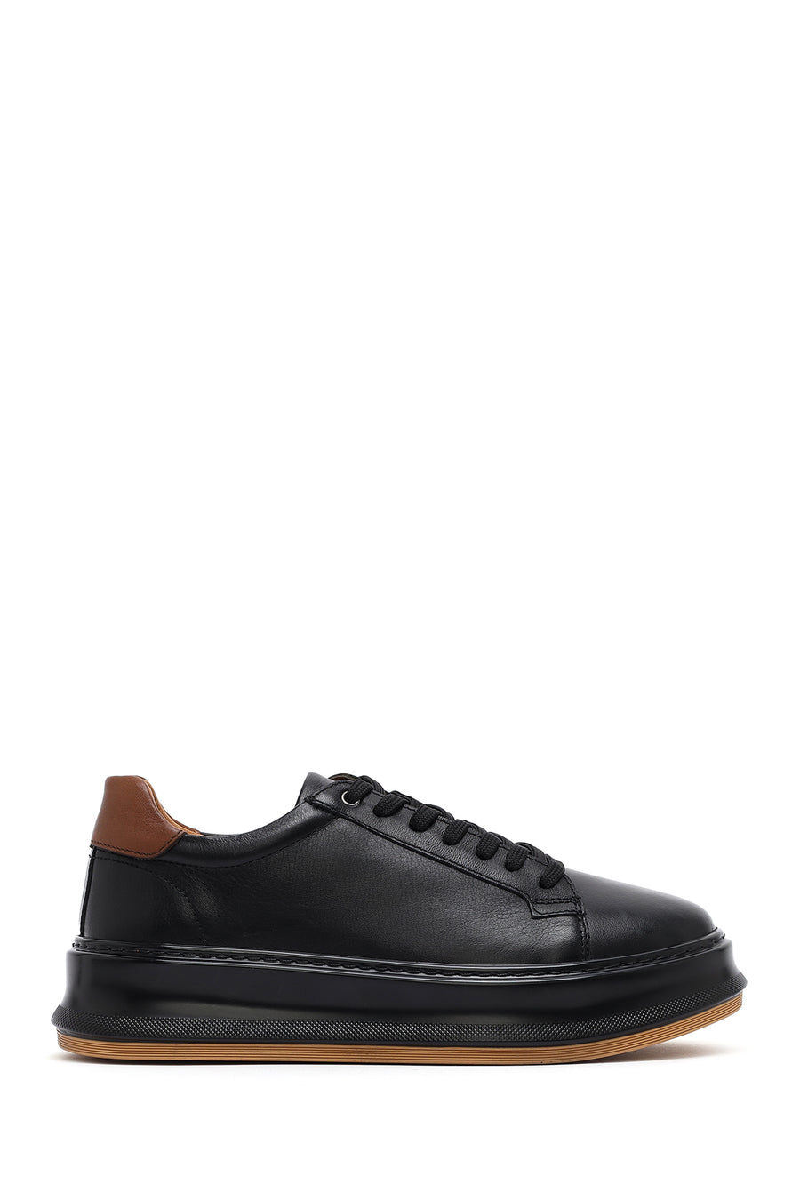 Erkek Siyah Bağcıklı Kalın Tabanlı Deri Sneaker 26SFD675118 | Derimod