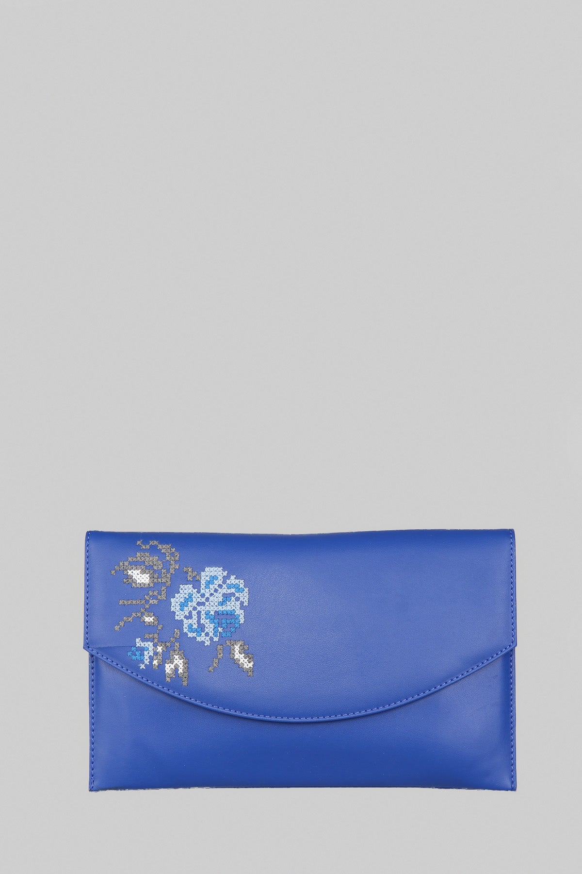 Complete the Look by Purchasing Together!