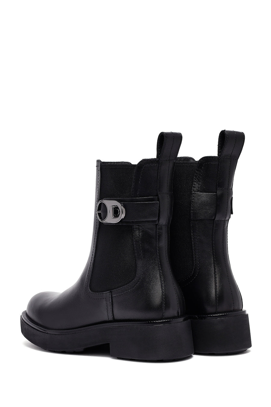 Woman Black Thick Sole Leather Chelsea Boots