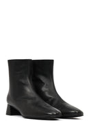 Women's Black Zippered Short Thick Heeled Leather Boots | Derimod