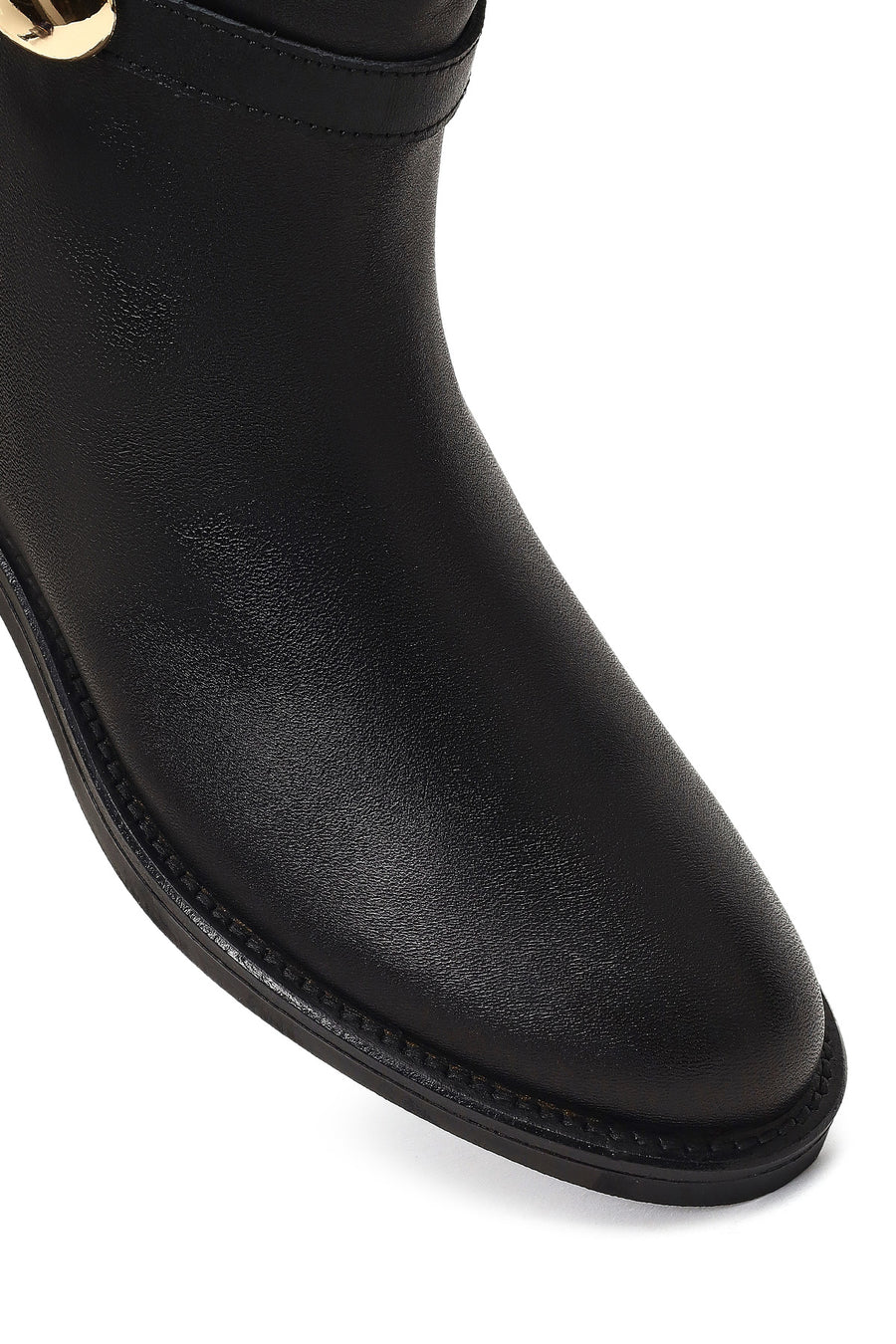 Women's Black Zippered Leather Boots