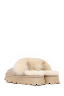 Woman Beige Thick-Soled Plush Suede Teddy Slipper | Derimod