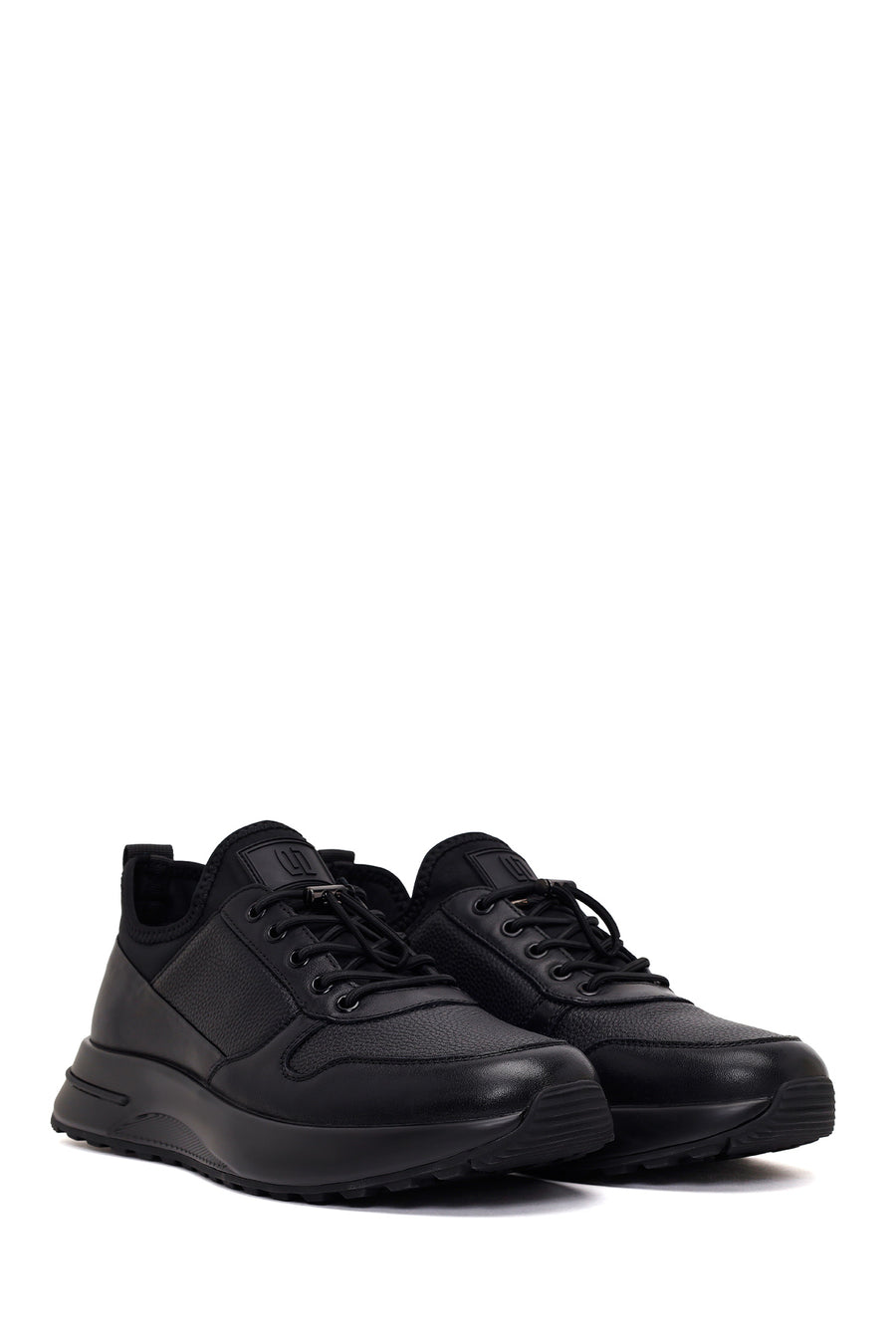 Erkek Siyah Bağcıklı Kalın Tabanlı Deri Sneaker