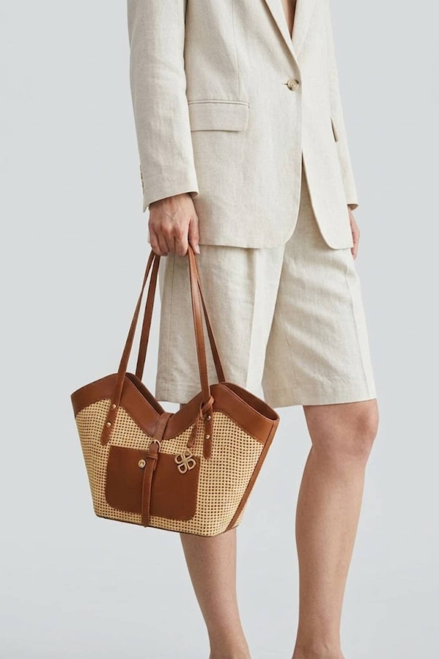 Woman Taba Wicker Shoulder Bag