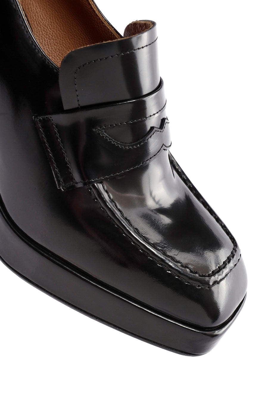 Woman Black Chunky Heels Leather Loafer