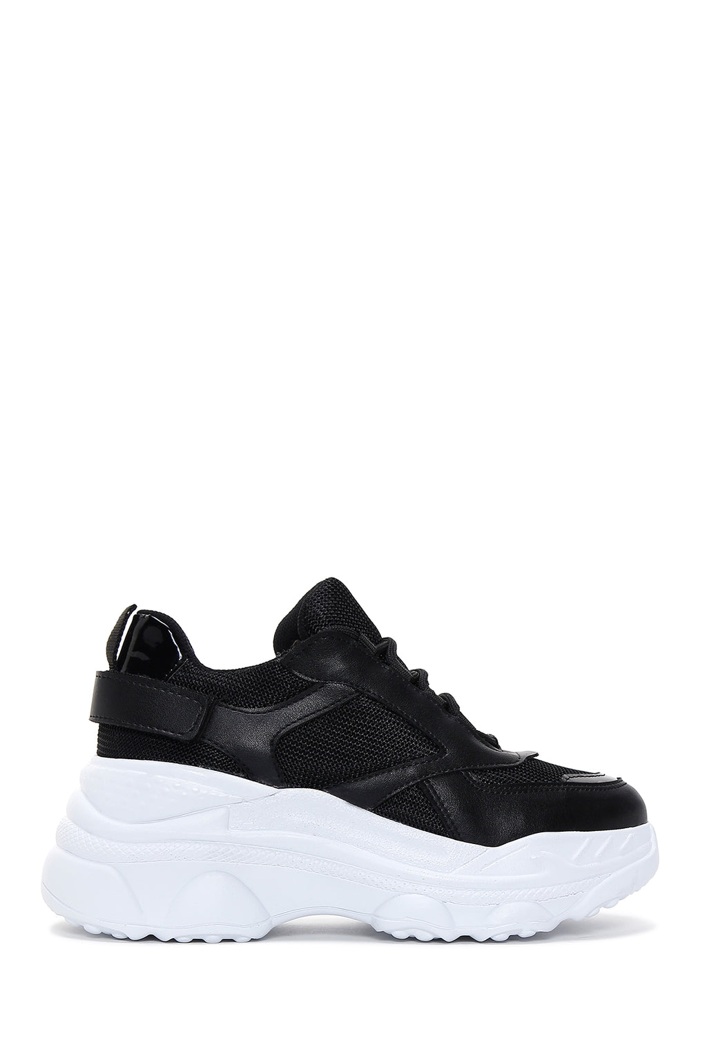 Kadın Siyah Bağcıklı Kalın Tabanlı Sneaker