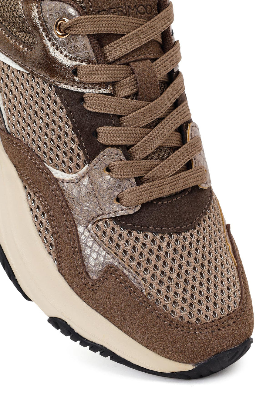 Woman Bronze Lace-Up Chunky Sneaker