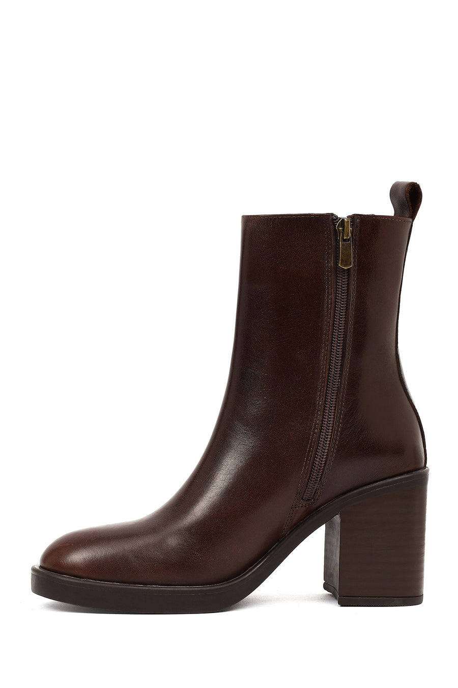 Woman Brown Zip Closure Chunky Heeled Leather Boots