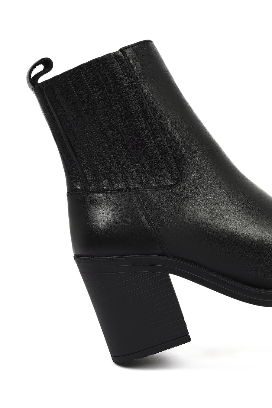 Women's Black Zippered Thick Heeled Leather Boots