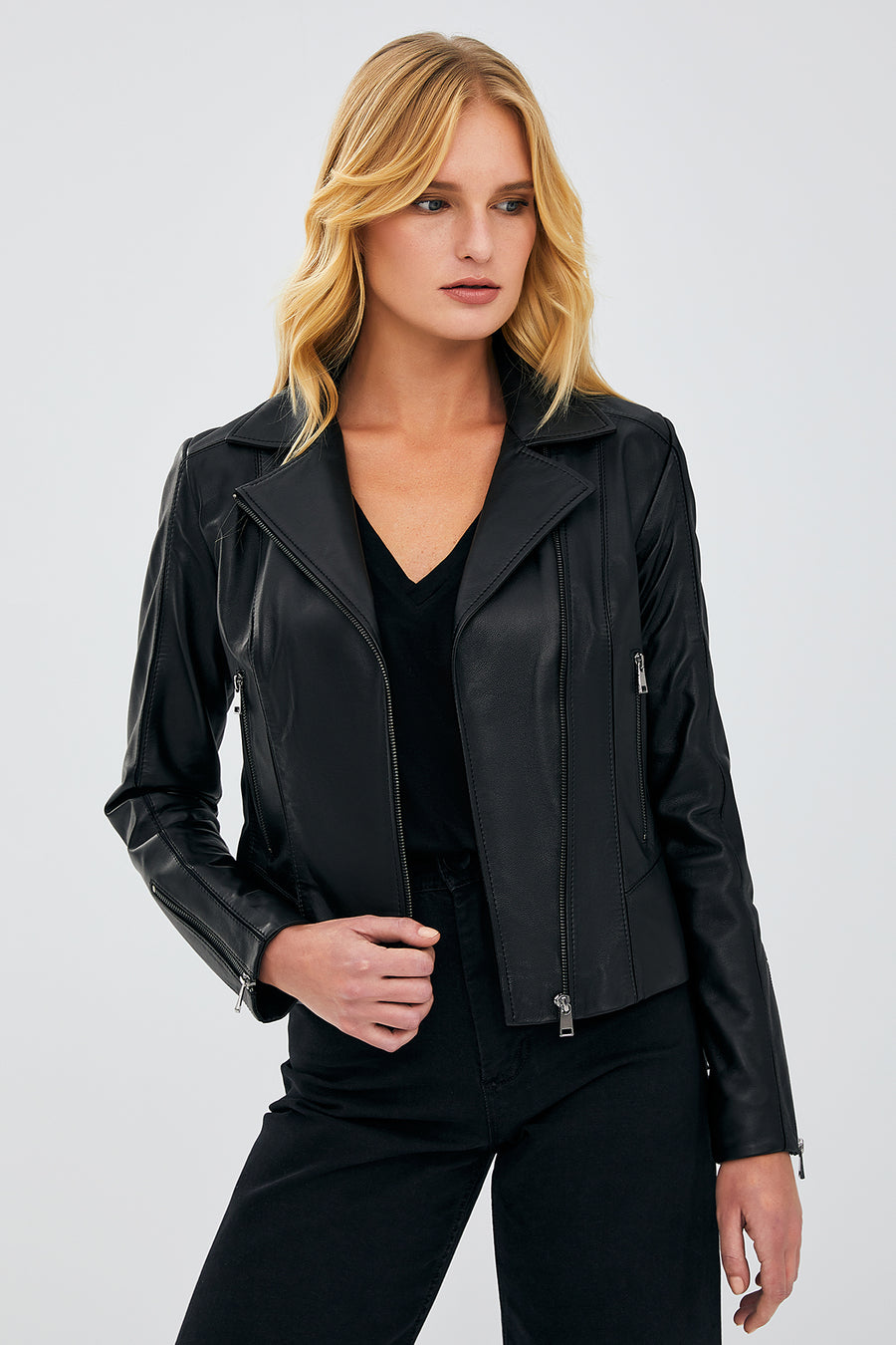 Kiara Women's Black Slim-Fit Biker Leather Jacket 20SGD5859U4 | Derimod