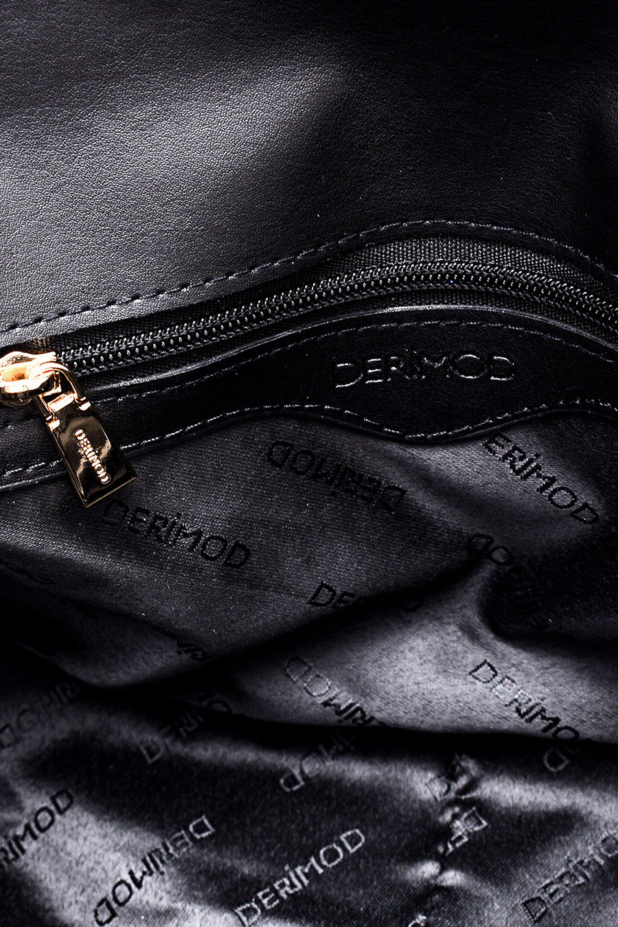 Women's Quilted Crossbody Bag
