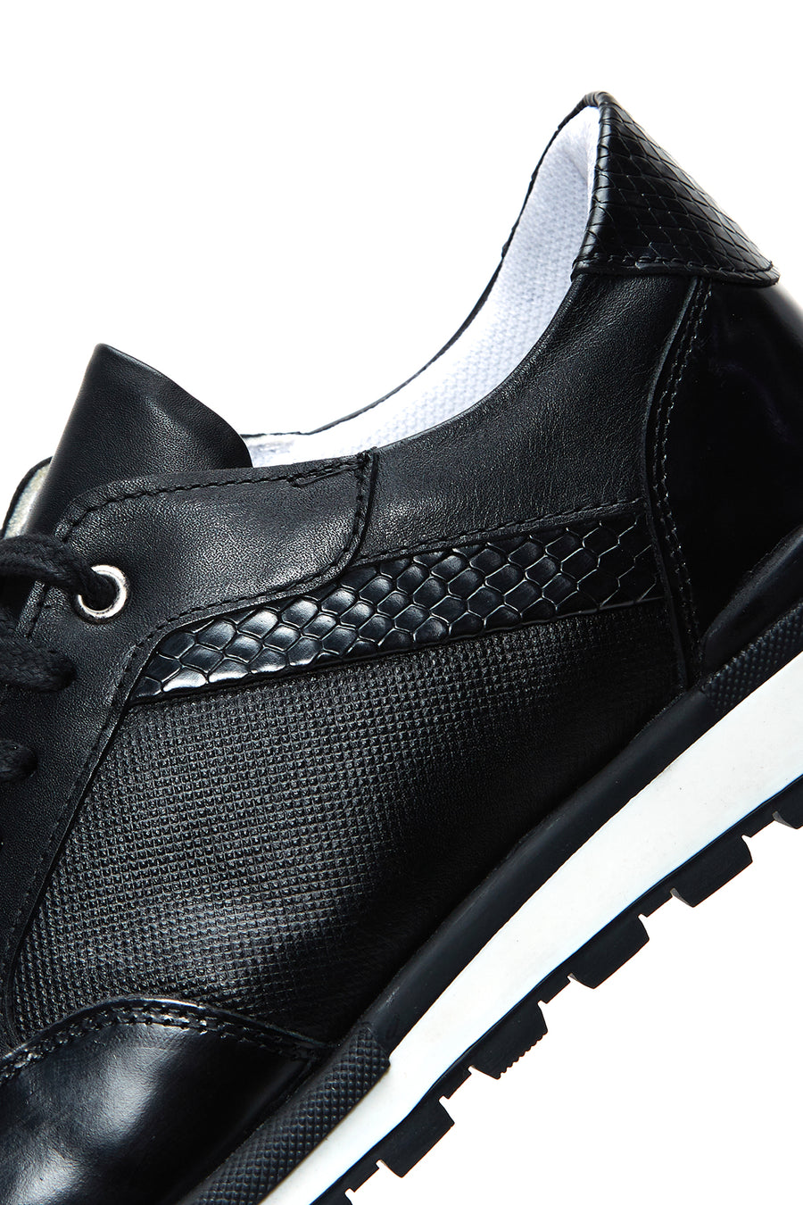 Men's Black Sneaker