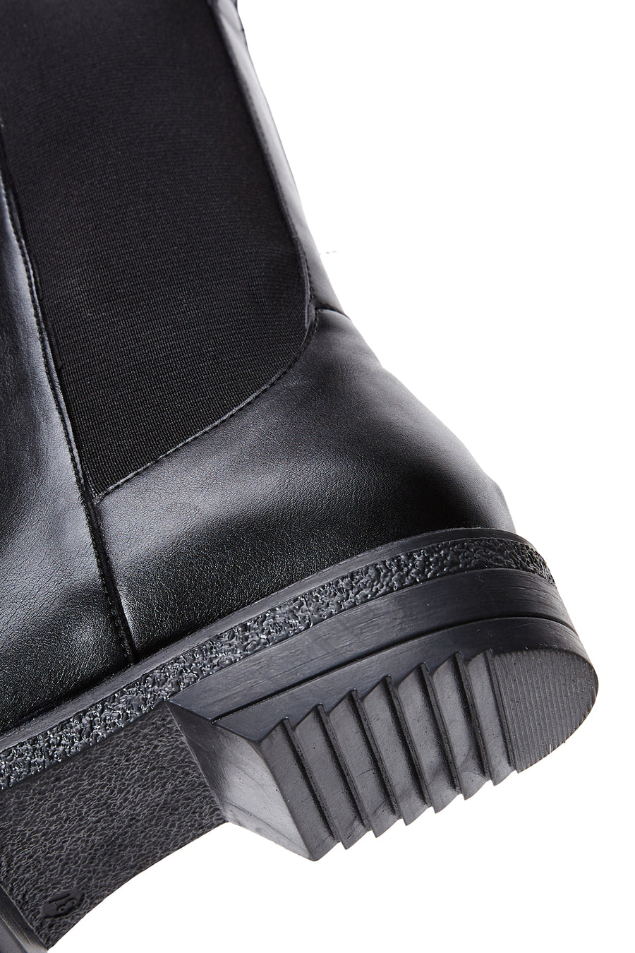 Women's Black Flat Chelsea Boots