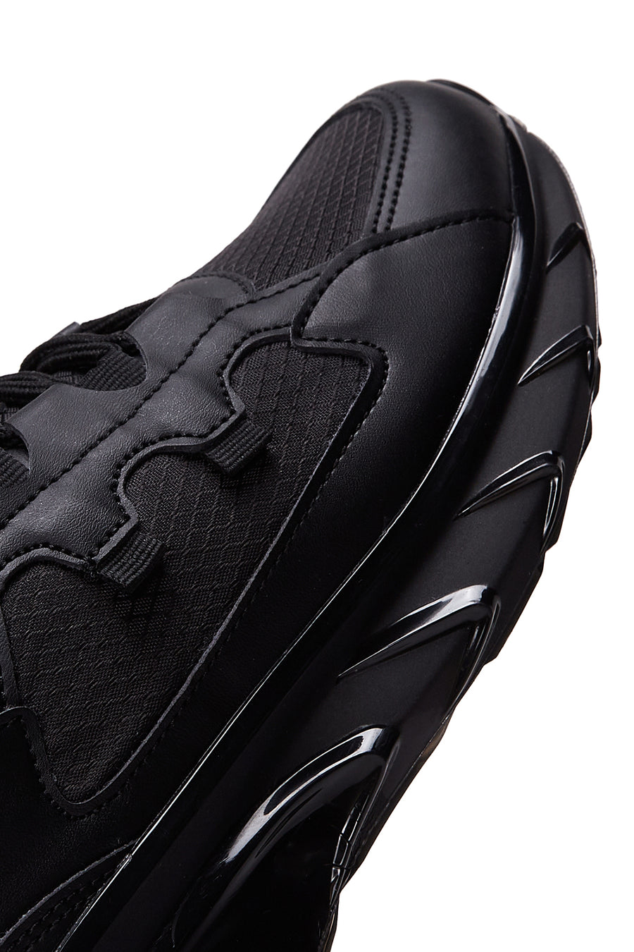 Women's Black Thick Soled Sneaker