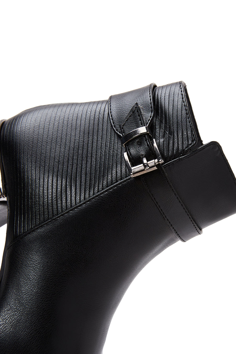 Women's Black Zippered Heeled Boots