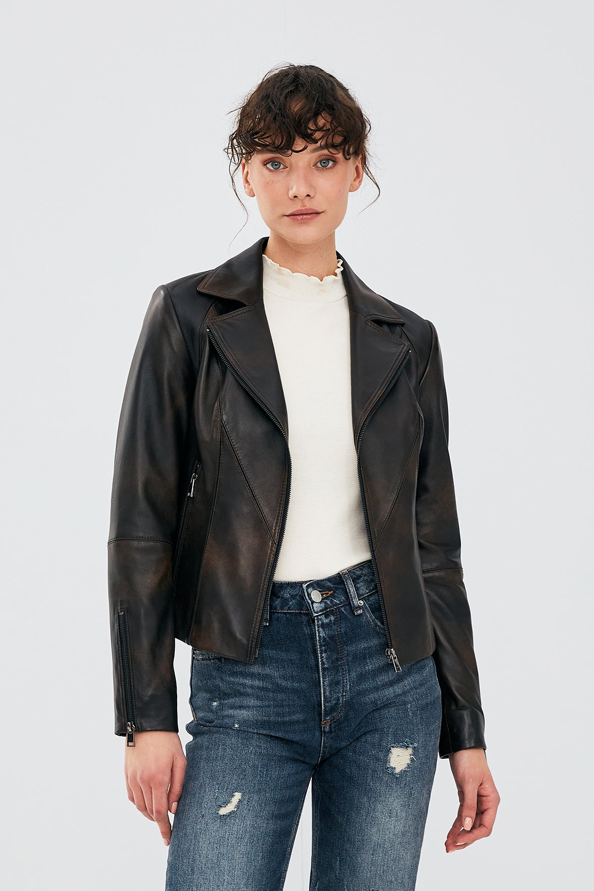 Complete the Look by Purchasing Together!