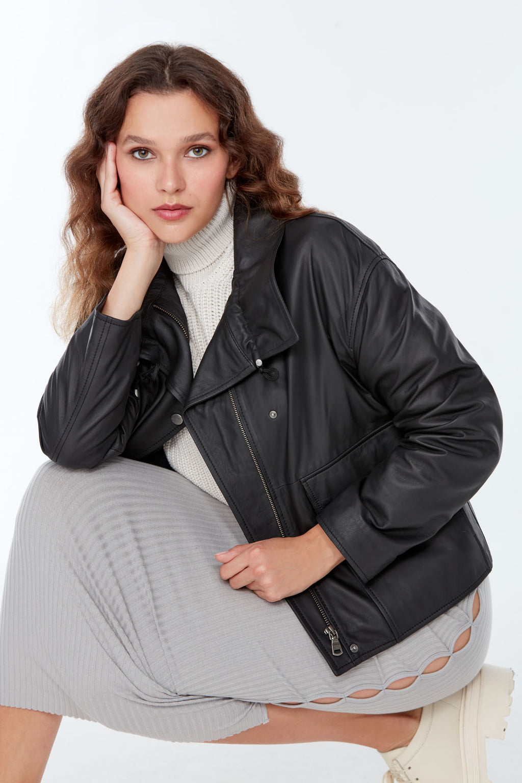 Nova Kadın Siyah Oversize Deri Ceket