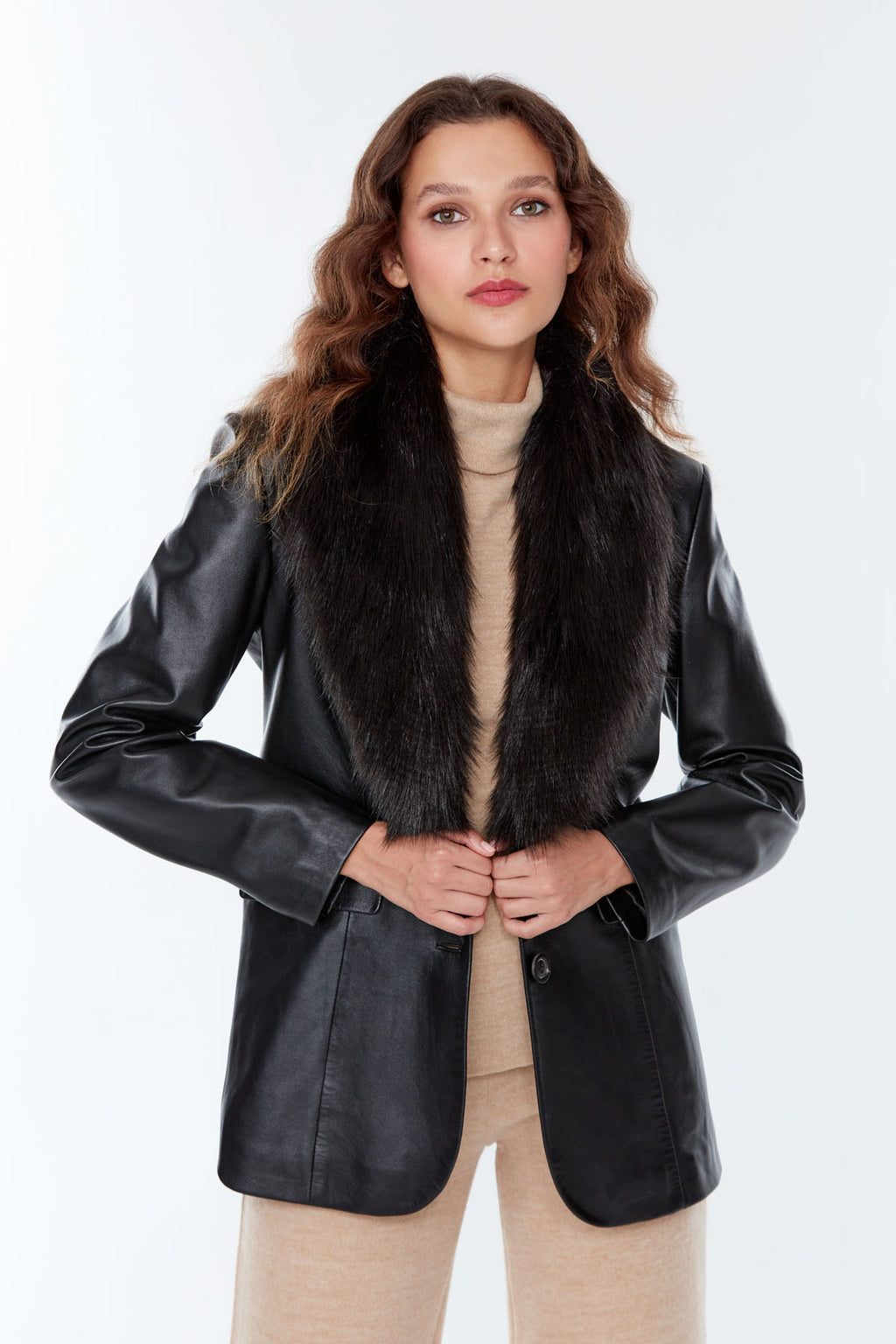 Noella Kadın Siyah Kürklü Blazer Deri Ceket