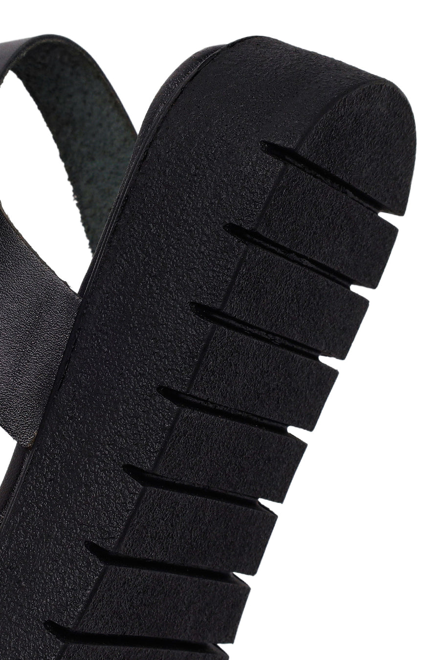 Woman Black Strappy Thick-Soled Braided Leather Bodrum Sandal