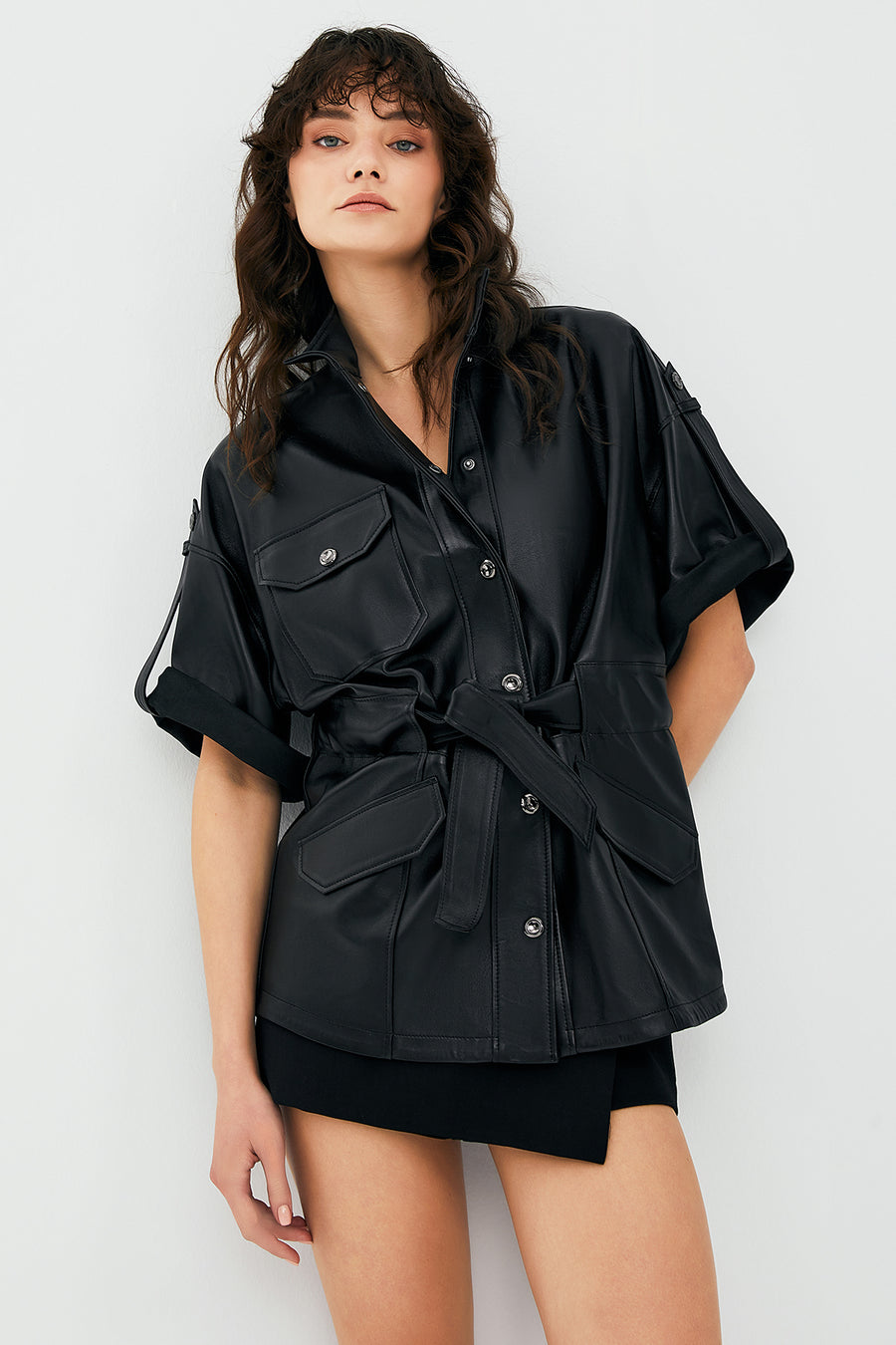 Goldy Black Women's Short Sleeve Leather Jacket 23SGD5073U4 | Derimod