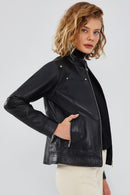 Lilian Women's Black Regular Short Leather Jacket | Derimod