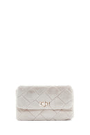 Women's Cream Long Chain Strap Plush Crossbody Bag | Derimod