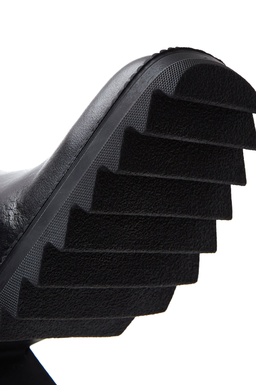 Women's Black Leather Zippered Heeled Boots