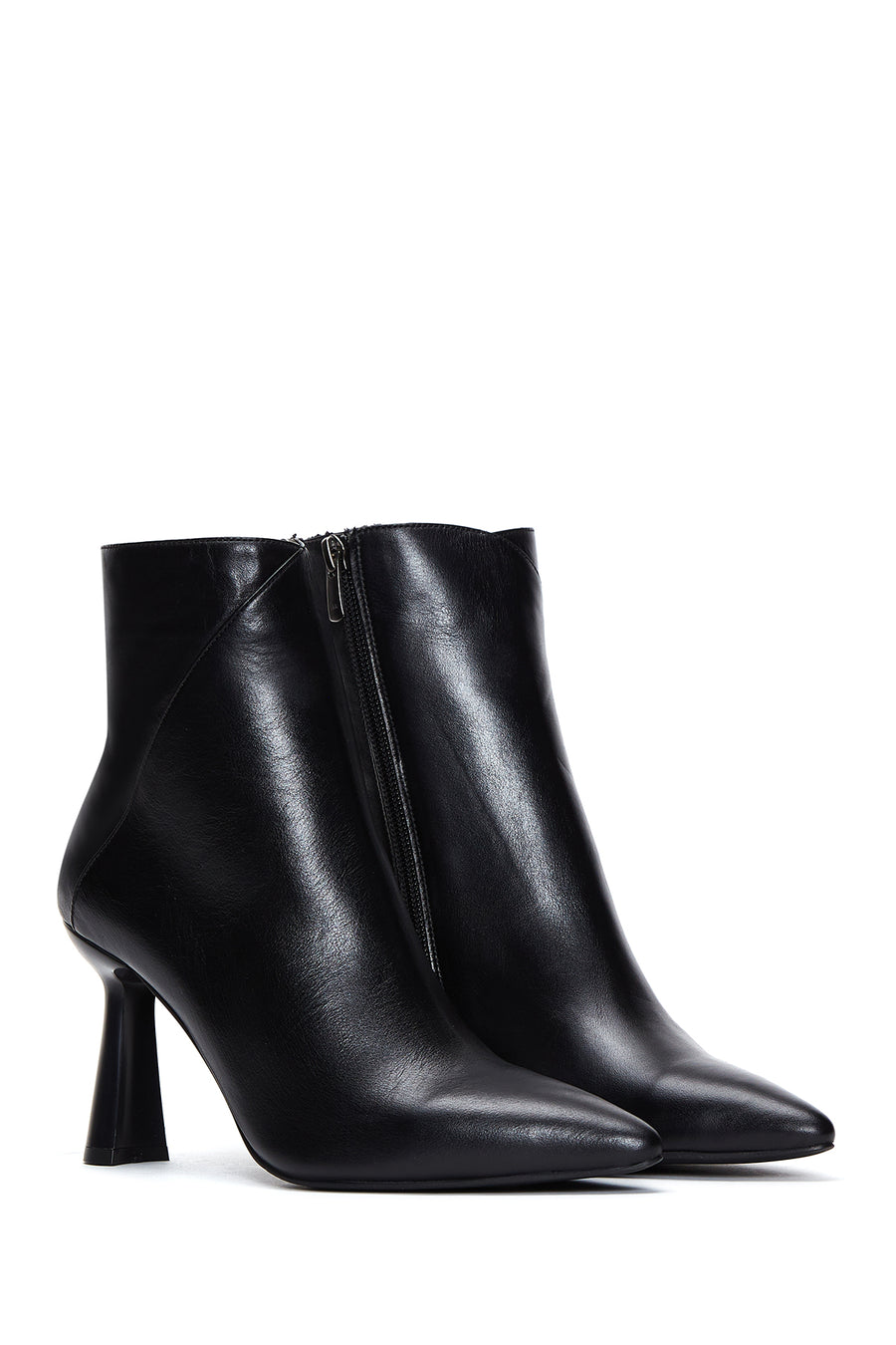 Women's Black Zippered Thin Heeled Leather Boots