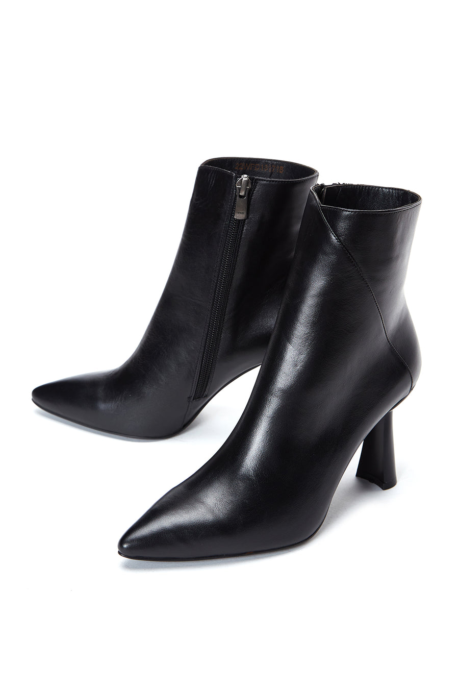 Women's Black Zippered Thin Heeled Leather Boots