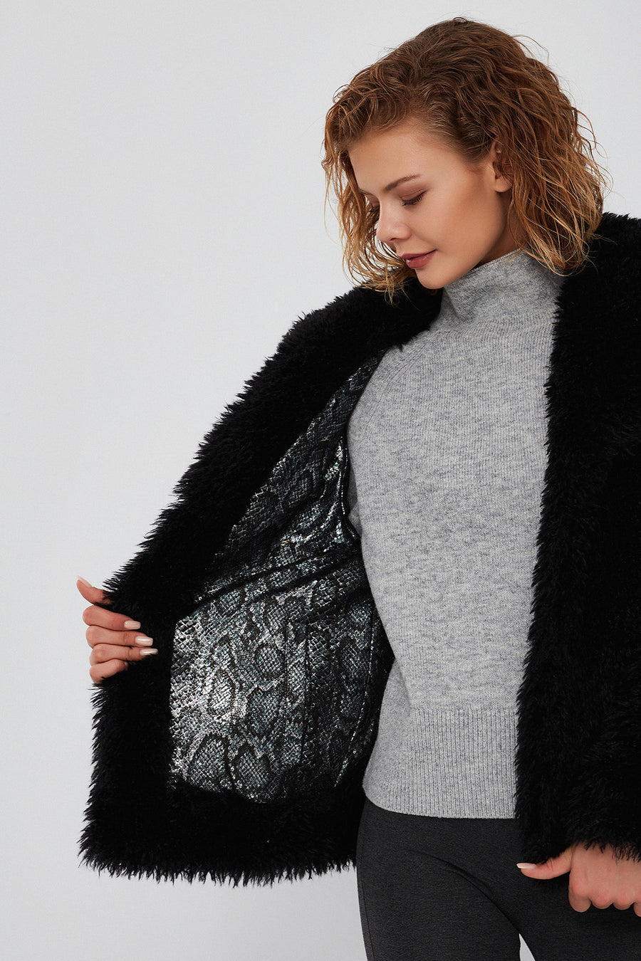 Jet Set Women's Black Double-Sided Teddy Jacket