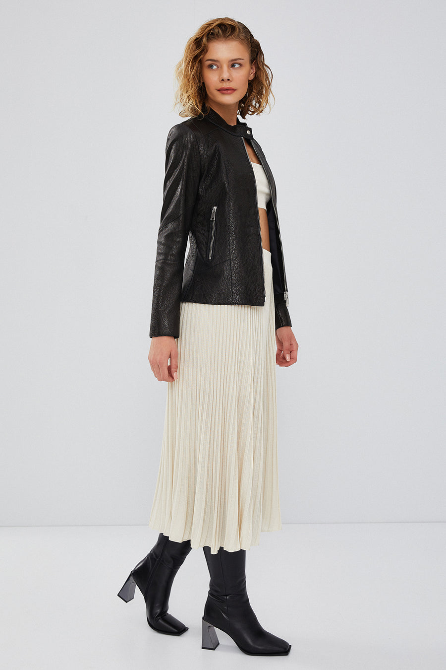 Pam Women's Black Short Leather Jacket
